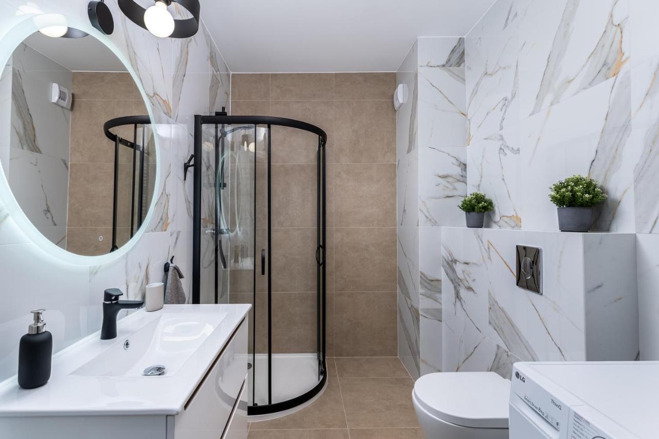 Dabska Street Krakow - Luxury Apartments ภายนอก รูปภาพ