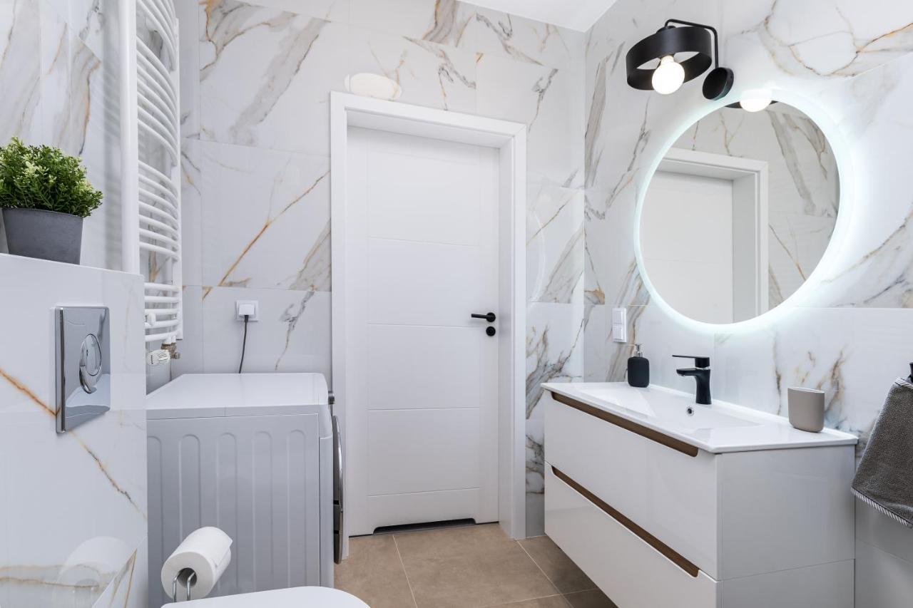 Dabska Street Krakow - Luxury Apartments ภายนอก รูปภาพ